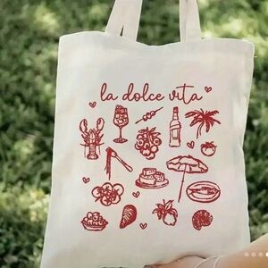La Dolce Vita Cream Tote Bag NWT